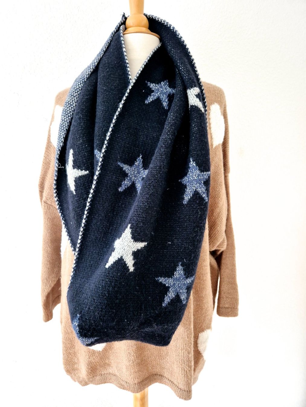 Foulard & Sciarpe: LOOP SCHAL STERNE WINTER , TOP ZU LIEBLINGSSTÜCK PULLOVER – Usato da Elsau venduto da the-colorful-side 8