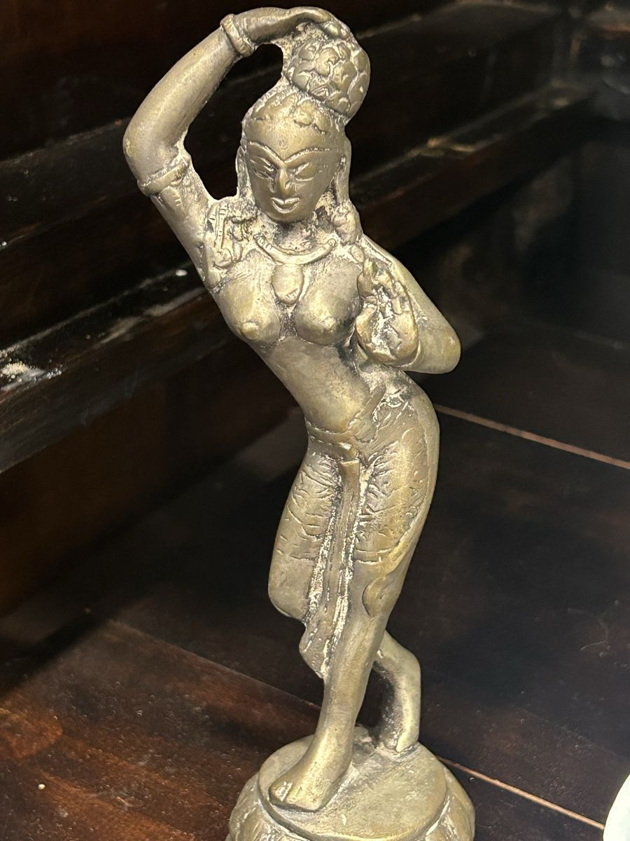 Figuren: Indische  statue – Gebraucht aus Losone von del_yh97