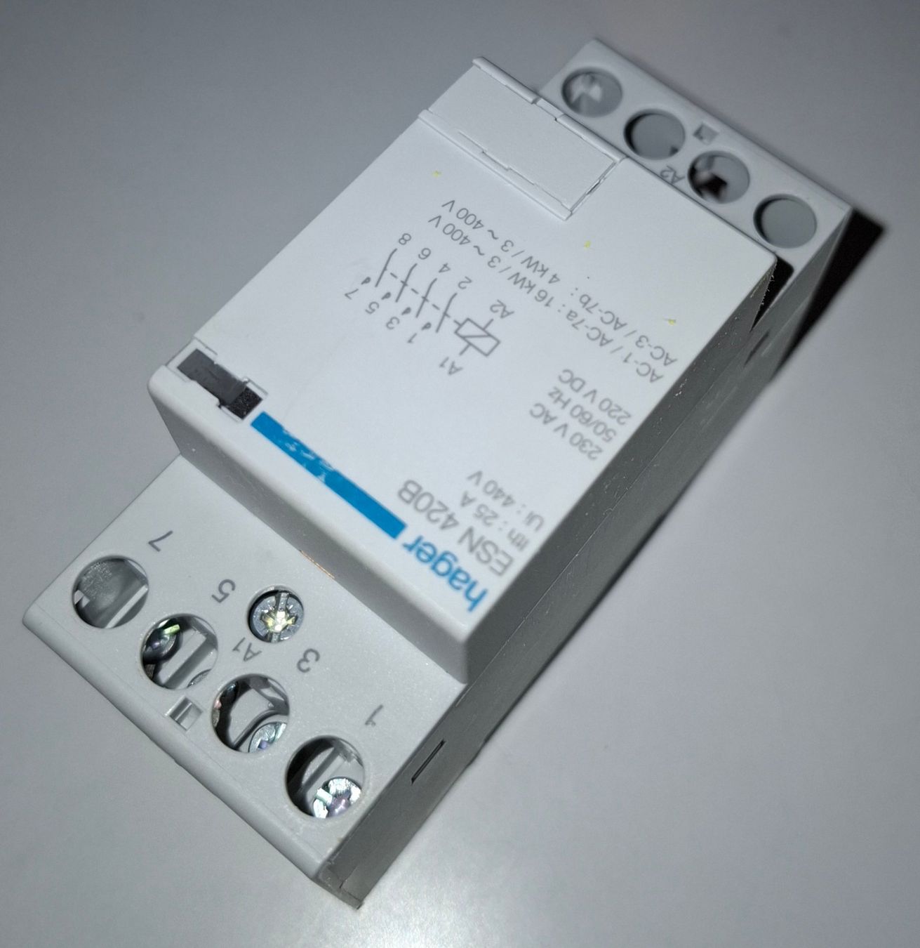 Hager Elektronikbauteile: Installationsschütz Hager ESN 420B 4S – Gebraucht aus St. Gallen von WWL 2