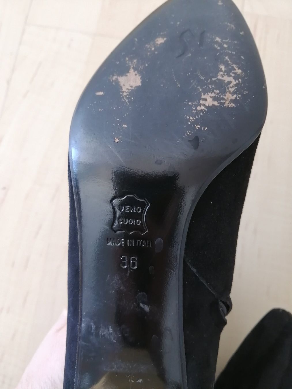 Damenschuhe: Stiefeletten  aus echtem Wildleder – Gebraucht aus Buchrain von nat_pl5p 9