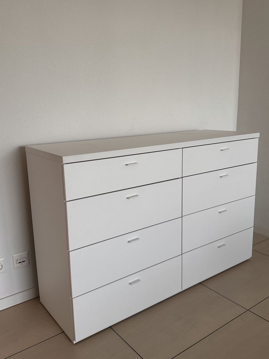 Jysk Cassettiere: Commode 4+4 tiroirs JENSLEV blanche – Usato da Romont FR venduto da baby_ray17 1