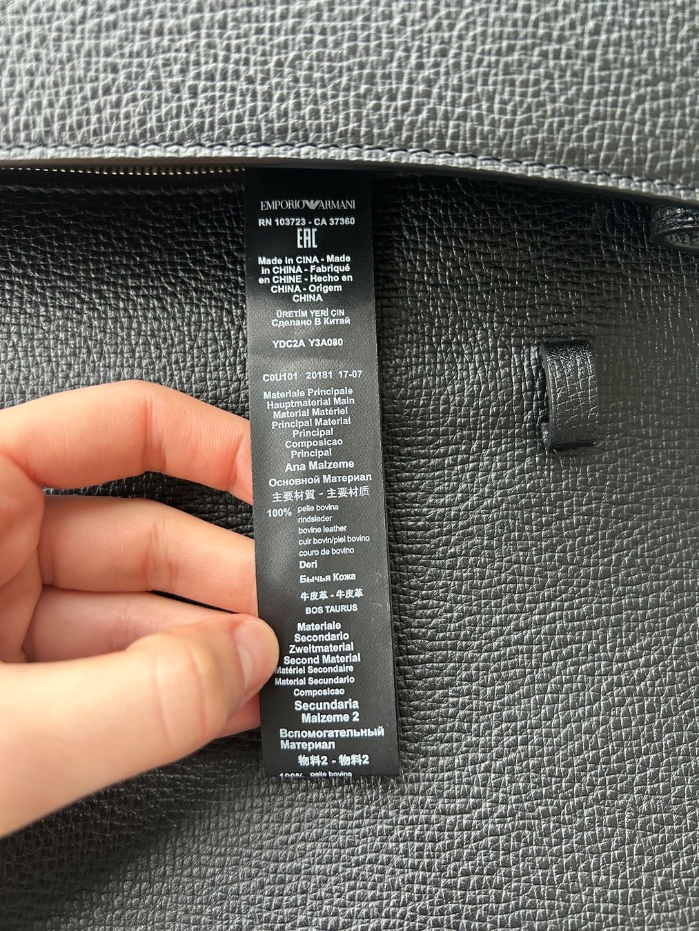 Armani Taschen für Damen: Emporio Armani leather handbag – Gebraucht aus Zürich von nat_k 7