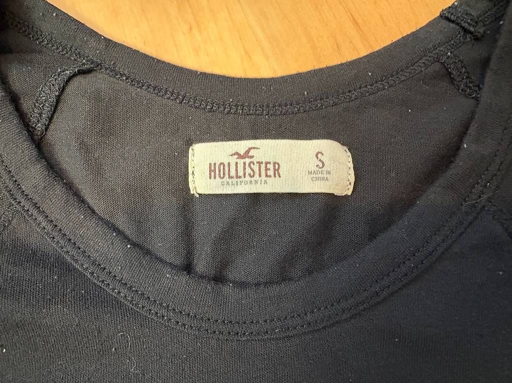 Hollister T-shirt: Langarmshirt Hollister Gr. S – Usato da Willisau venduto da ani_gtk8 2