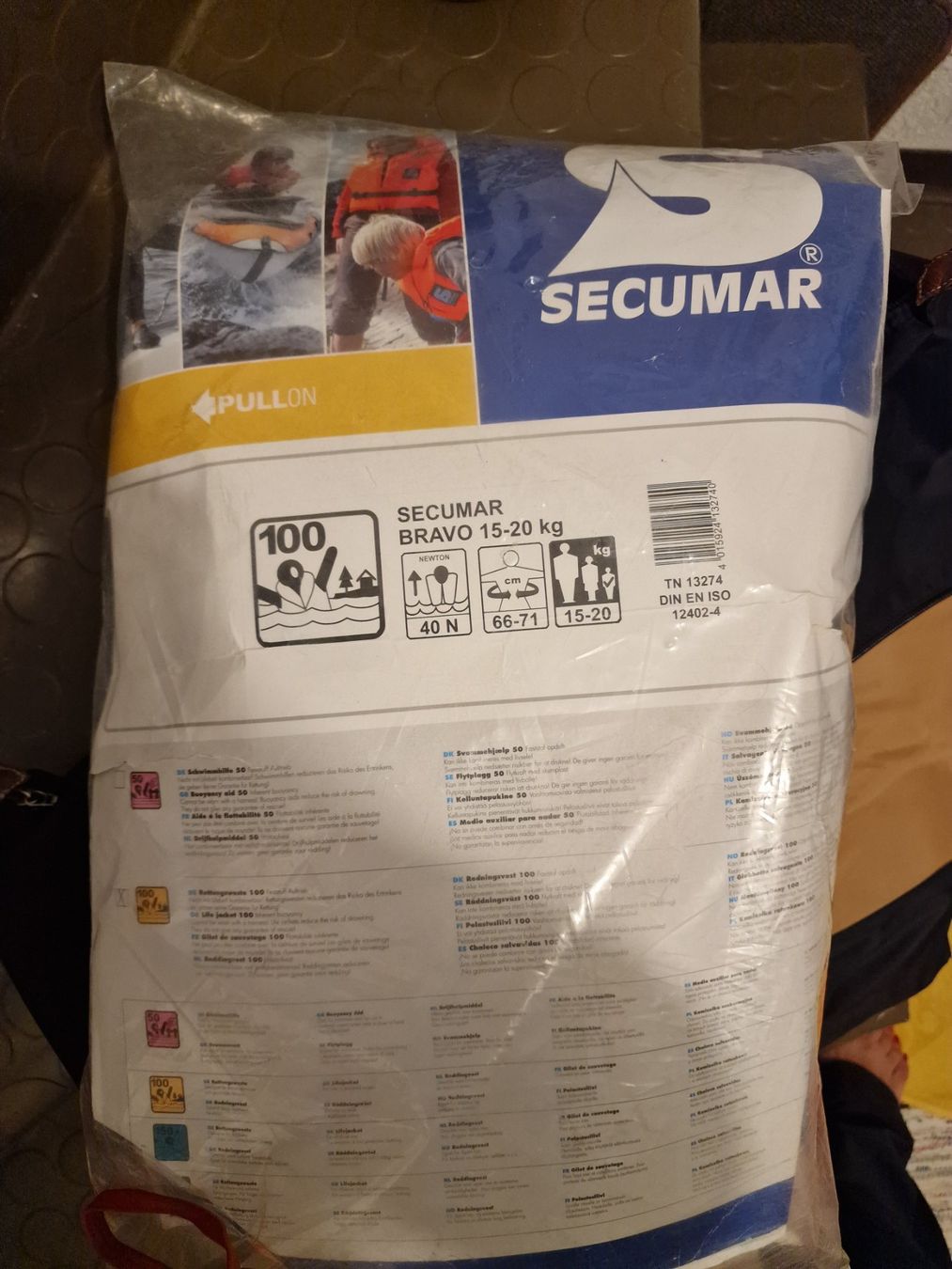 Giubbotti di salvataggio: Kinder Schwimmweste 15-20 kg – Nuovo (secondo la descrizione) da Knonau venduto da liebenic01 2