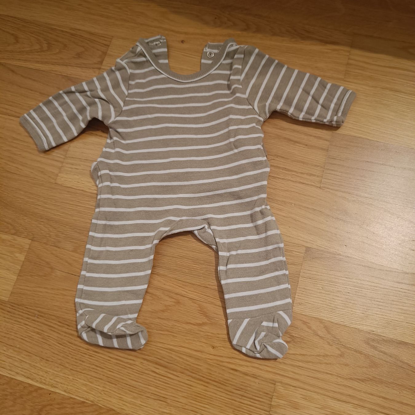 Pigiama & Simili: Pyjama Grösse 50 – Usato da Jaberg venduto da urig17.