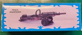 Vintage Die Cast Miniature Cannon Pencil Sharpener ref 9309