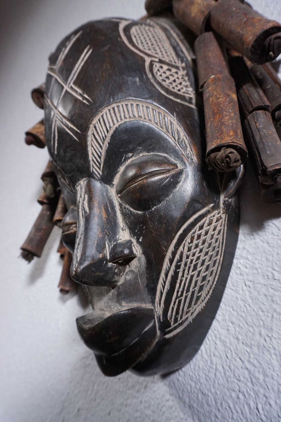 Masken: Holzmasken, afrikanischer(?) Stil – Gebraucht aus St. Gallen von Acer0110 8