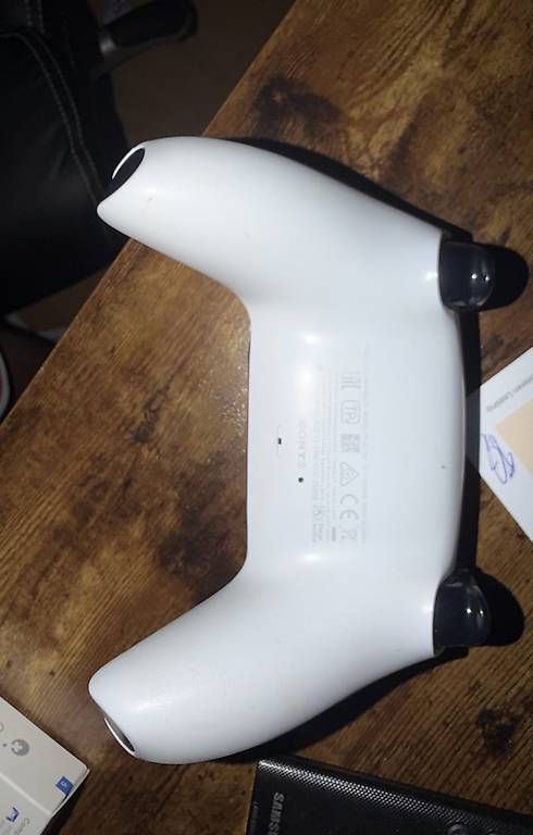 Controller: PS5 DualSense Controller (Stickdrift links) + GuliKit TMR – Usato da Arbon venduto da Mero_Az 2