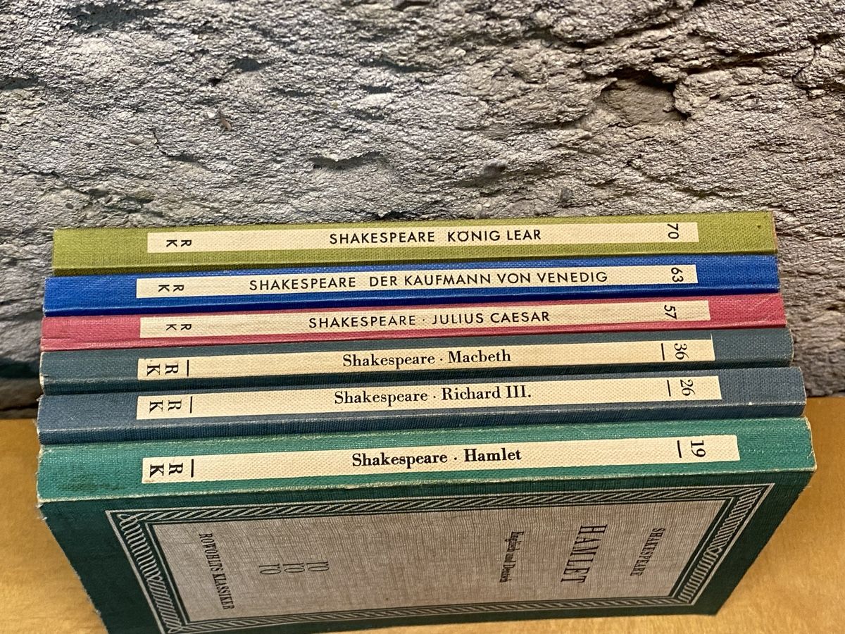 Libri: Bücher-Set: 7 Shakespeare Klassiker Englisch & Deutsch – Usato da St.Gallen venduto da kingsamas 7