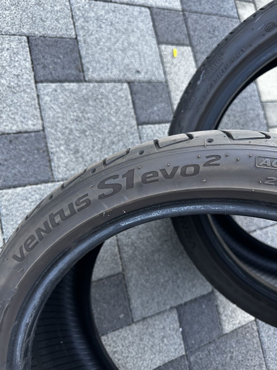 Sonstiges Fahrzeugzubehör: 255/35 R19 Hankook – Gebraucht aus Montlingen von mid_m5zn 3