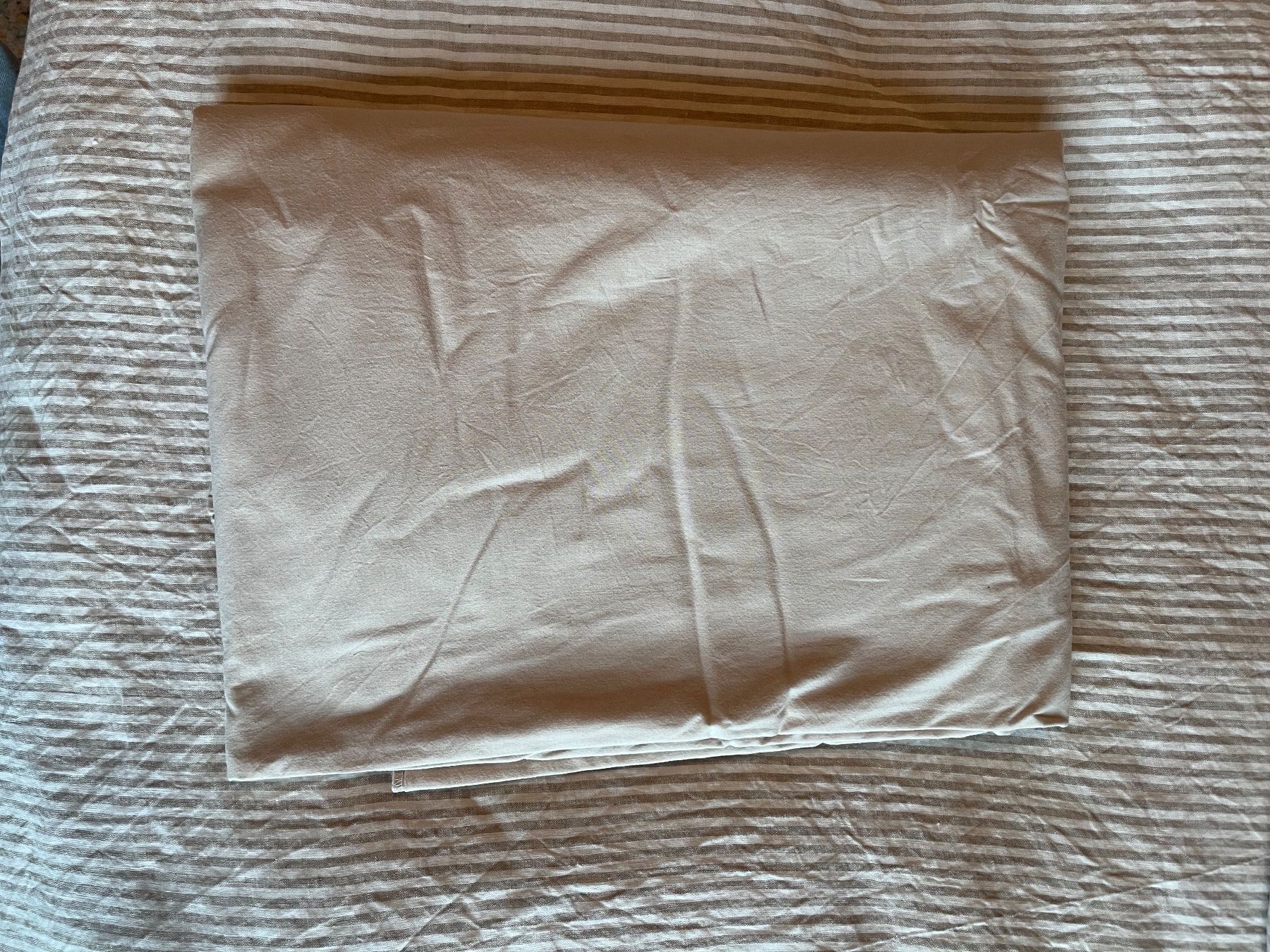 Globus Coperte: Beiges Duvet – Usato da Baden venduto da Navin1