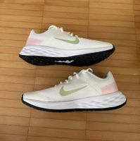 Nike Sneaker Damen Gr. 38