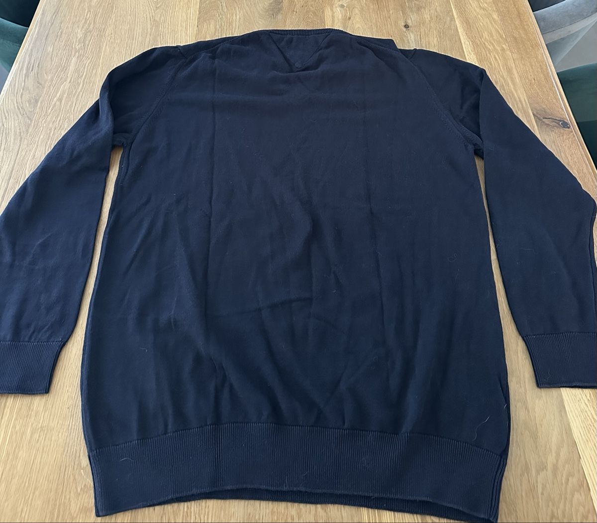 Tommy Hilfiger Maglioni & Felpe: Tommy Hilfiger Pullover V-Ausschnitt Dunkelblau – Nuovo (secondo la descrizione) da Busswil BE venduto da verowo 3