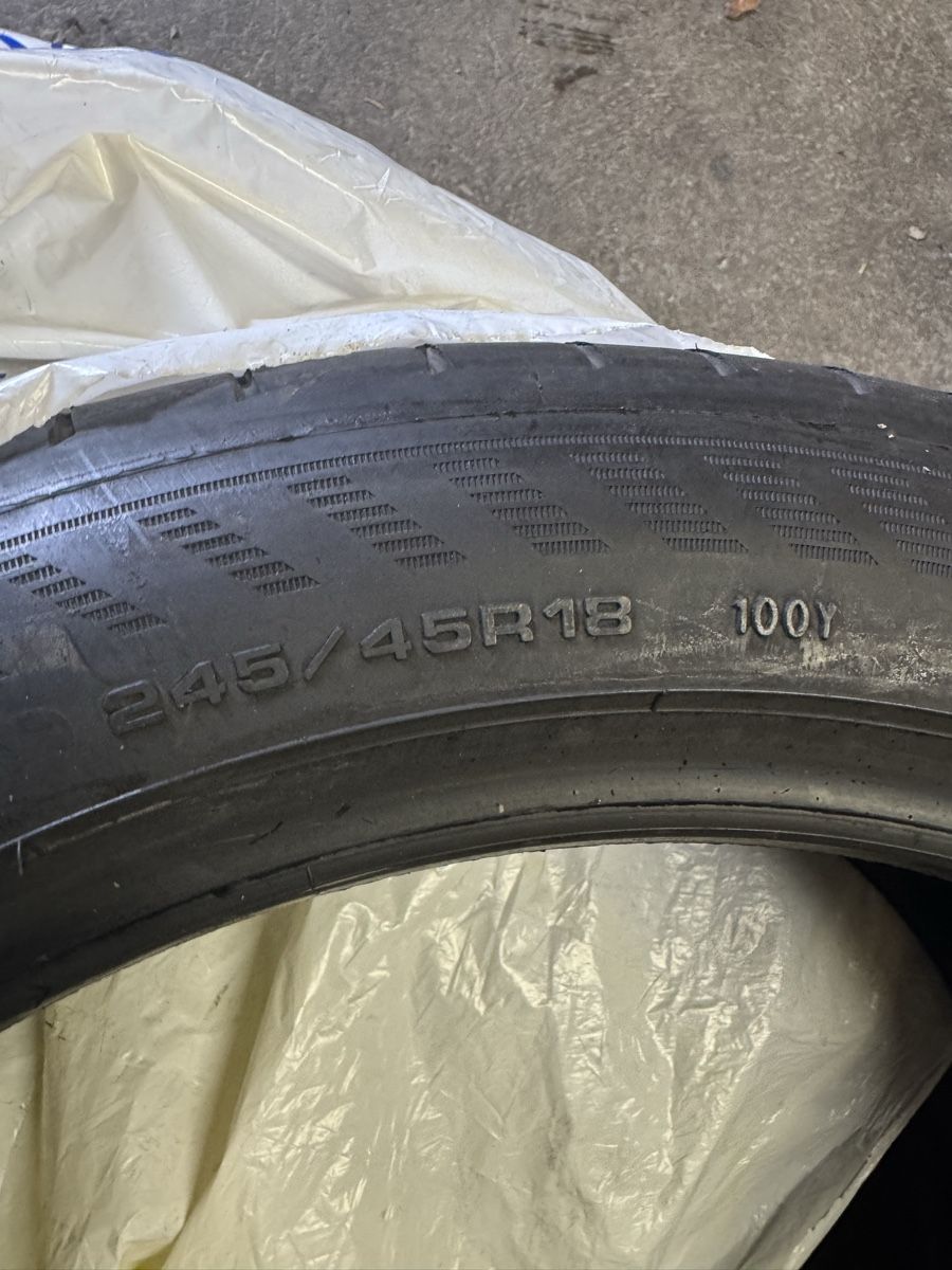 Goodyear Tutti pezzi di ricambio auto: Reifen Goodyear – Usato da Winterthur venduto da 11aldina 4