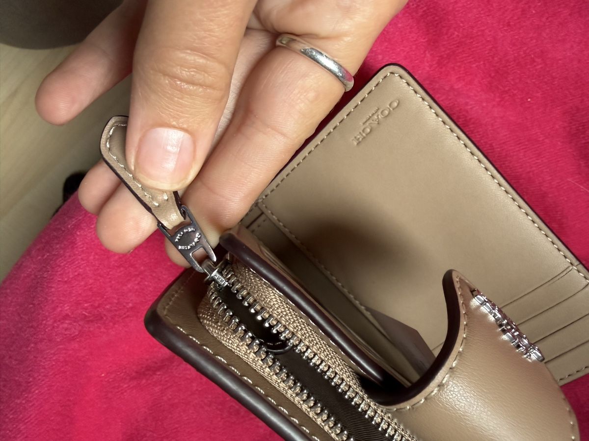 Coach Portamonete: Coach wallet new – Nuovo e nell'imballaggio originale da Herbligen venduto da T-esthetic 3