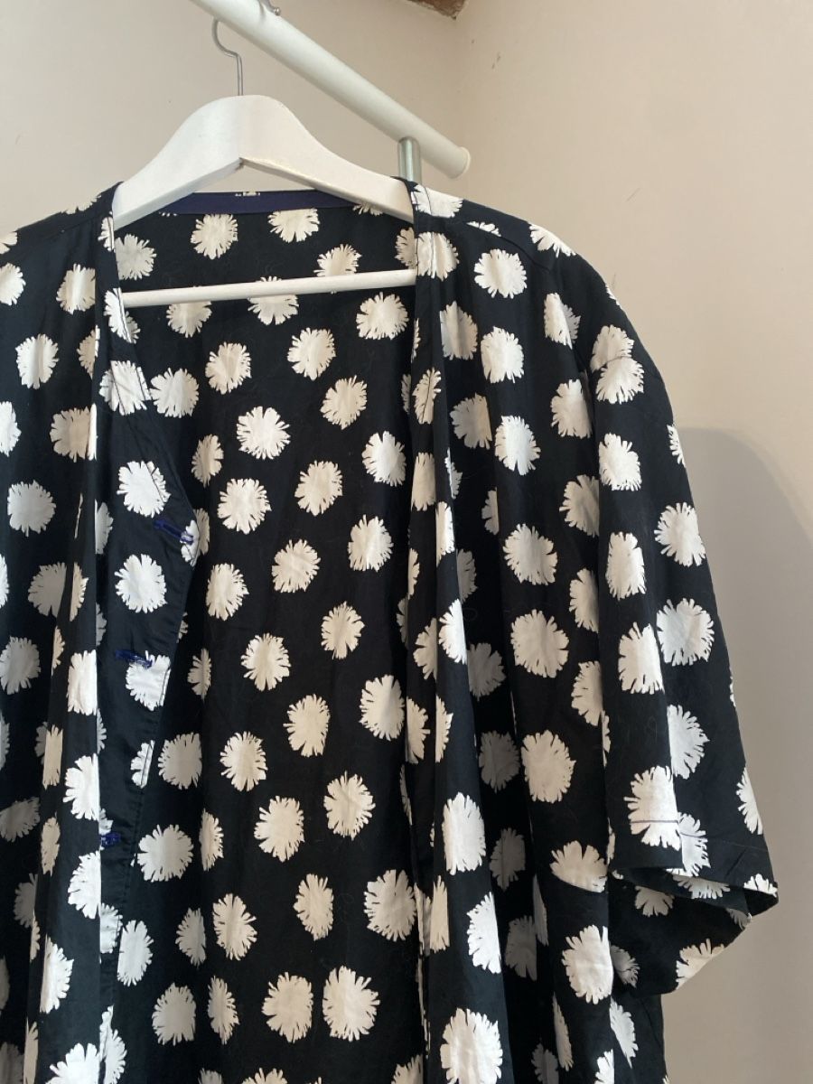Camicette: Bluse Blumen Gr. M schwarz/weiss – Usato da lommis venduto da inf_thv8 2