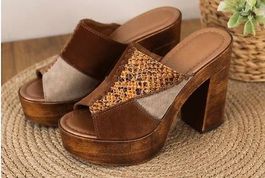 Vends Mules à talons été - Femme