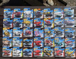 Hot Wheels 35 ( including 5 x TH)