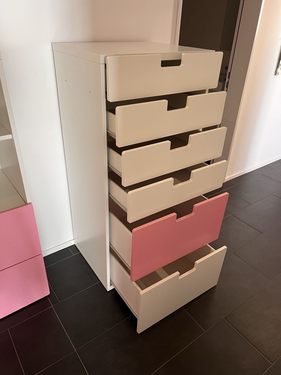 Ikea Kommoden: Ikea Stuva Kommode mit 6 Schubladen, Weiss und Rosa. – Gebraucht aus Ennetbürgen von Mykrambambuli