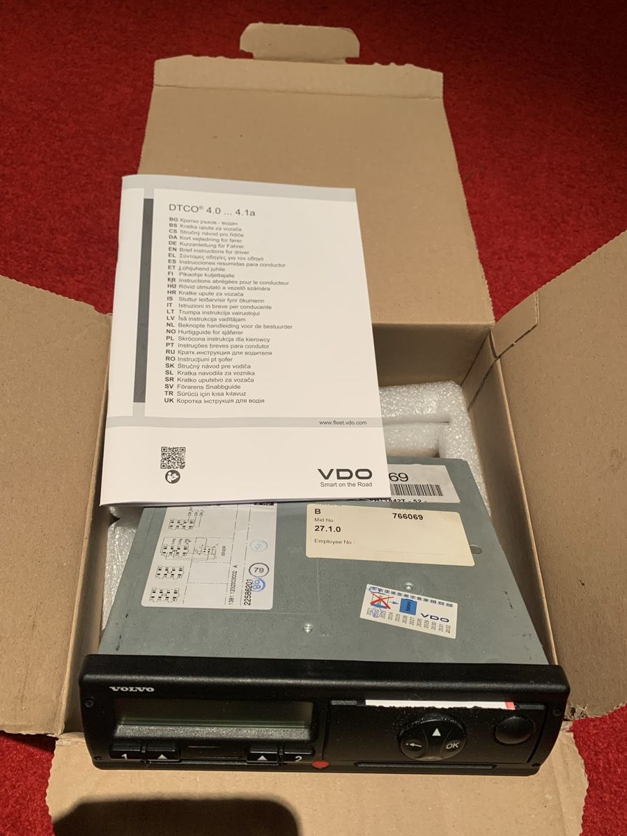 Accessori per altri veicoli: VDO Tachograph LKW gebraucht – Usato da Sempach venduto da katzaana3 2
