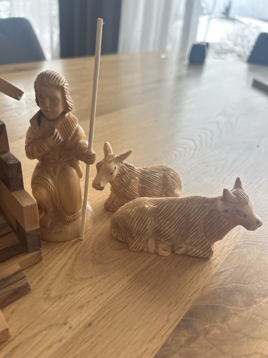 Articoli in legno: Handgeschnitzte Olivenholz-Krippe aus Bethlehem – Usato da Rothrist venduto da Nadjane 4