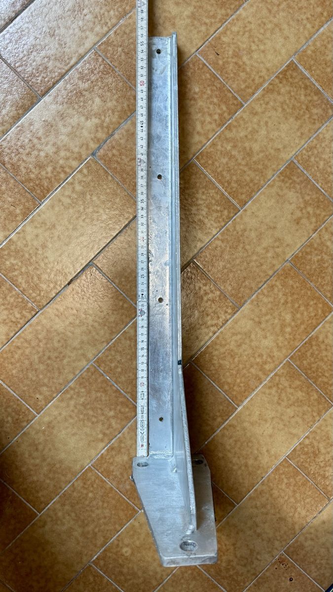 Travi: Metallkonsole massiv - 58cm – Usato da Zürich venduto da jazzlowa 1
