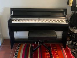 Digitalpiano Roland DP-900 schwarz + Klavierbank + Kopfhörer