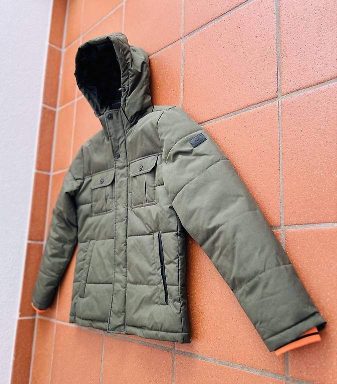 Giacche: Bellissima giacca Jack & Jones – Usato da Gentilino venduto da cmz144 2