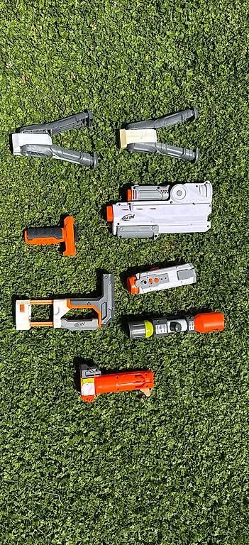 Nerf Giocattoli: Lot d'accessoires nerf – Usato da Morges venduto da osc_klm9