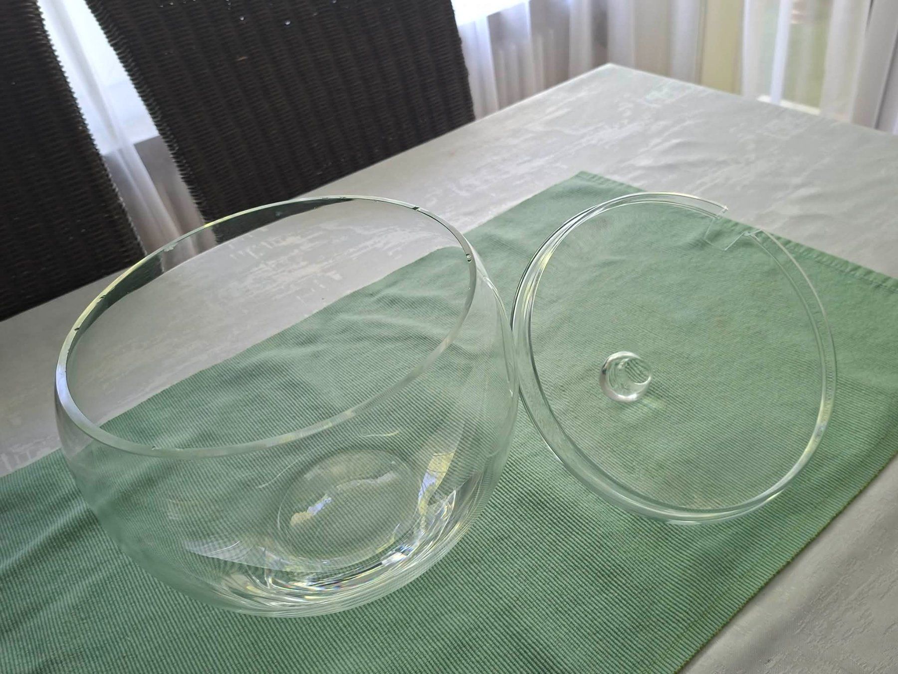 Gläser: Große Glasschale mit Deckel – Gebraucht aus Kloten von Szilvi15 2