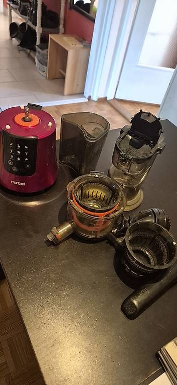 Elettrodomestici da cucina: Extracteur de jus – Usato da Lausanne venduto da angelalone 1