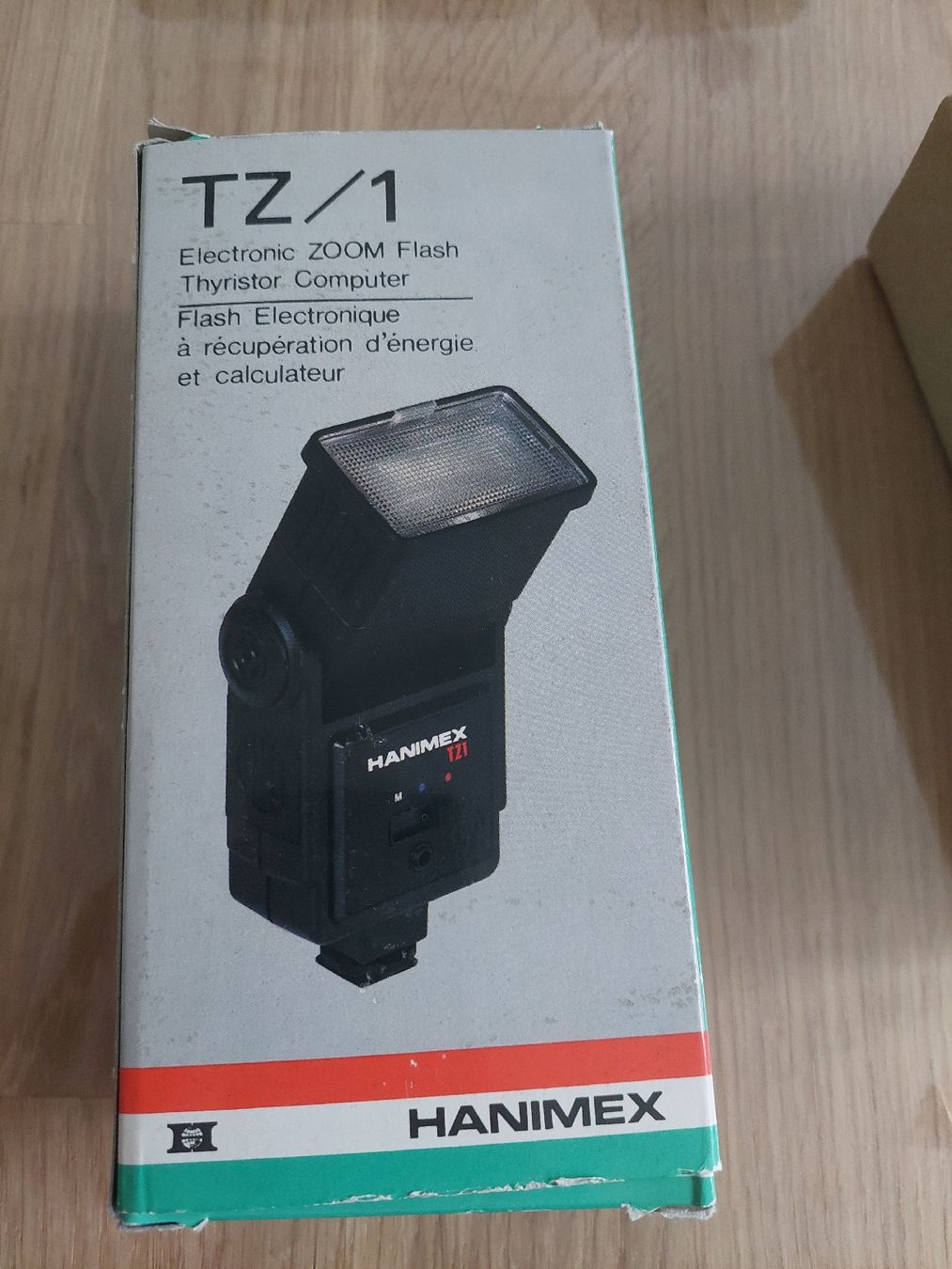 Flashs: Hanimex TZ-1 Blitzgeraet Zoom Electronic Thyristor Computer – Neuf avec emballage d'origine à Luzern par M.Ai
