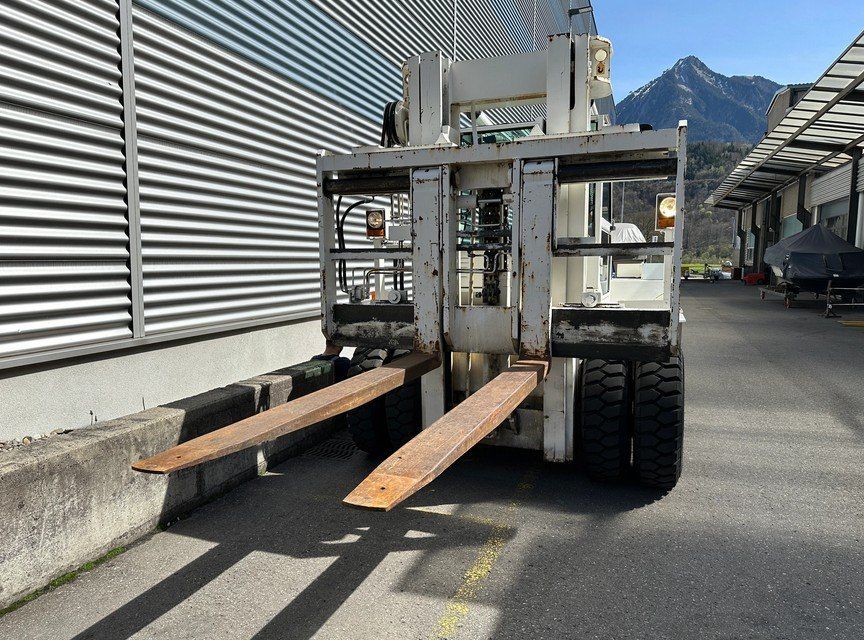 Diesel Carrelli elevatori e a forche: Boss Steinbock Stapler – Usato da Alpnach-Dorf venduto da Hess-Automobile 3