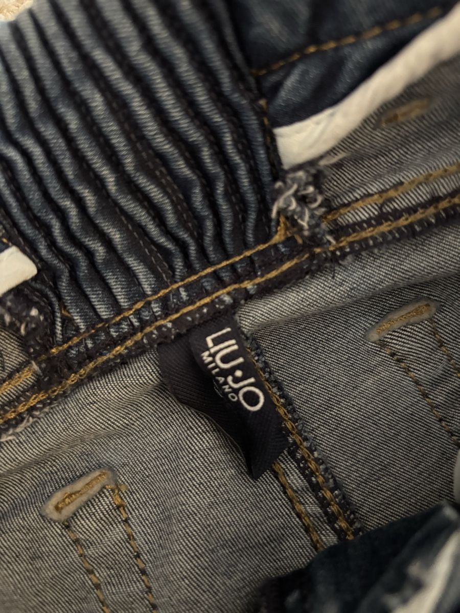 Liu Jo Jeans: Jeans Liu Jo Flared - NEU – Nuovo (secondo la descrizione) da Zürich venduto da FedeSara 2