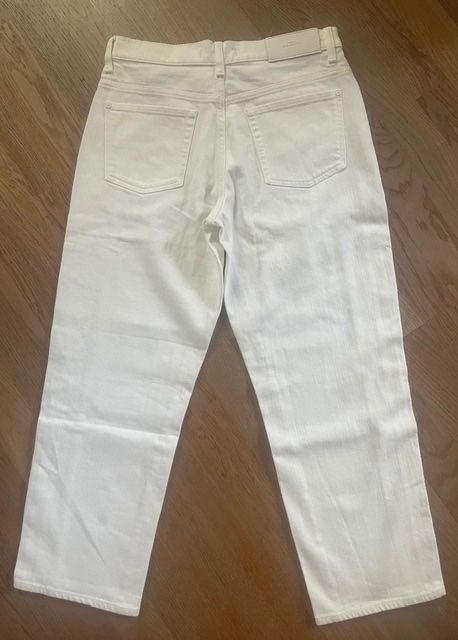 Jeans: Leichte Jeans weiss – D'occasion à Steinmaur par Dyleila 1