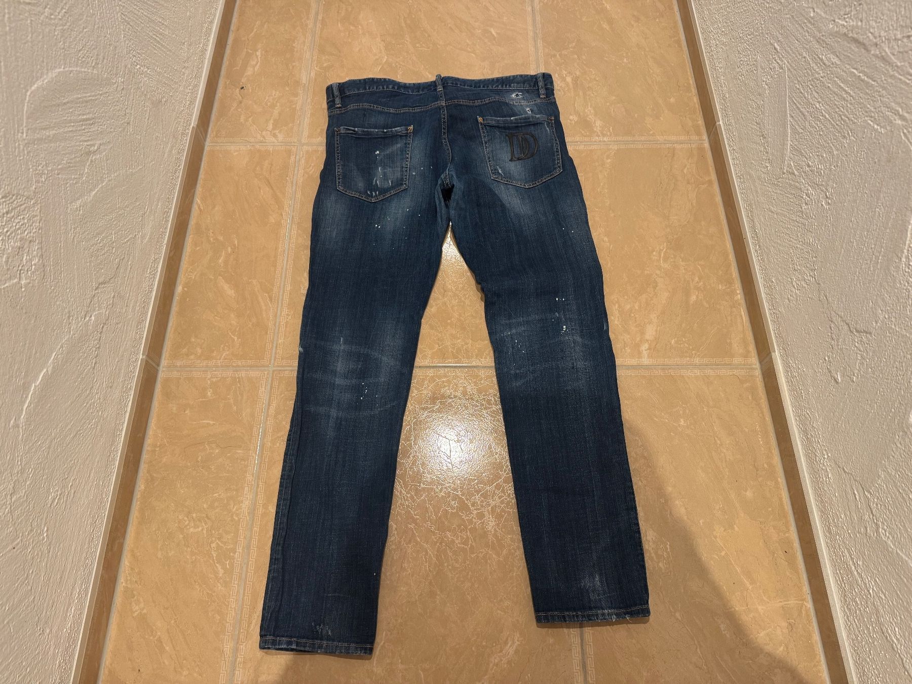 Dsquared2 Jeans: Dsquared2 NWT Jeans, ital 54/XXL oder 3XL, Np 605 Fr – Usato da Klingnau venduto da Markus14 3