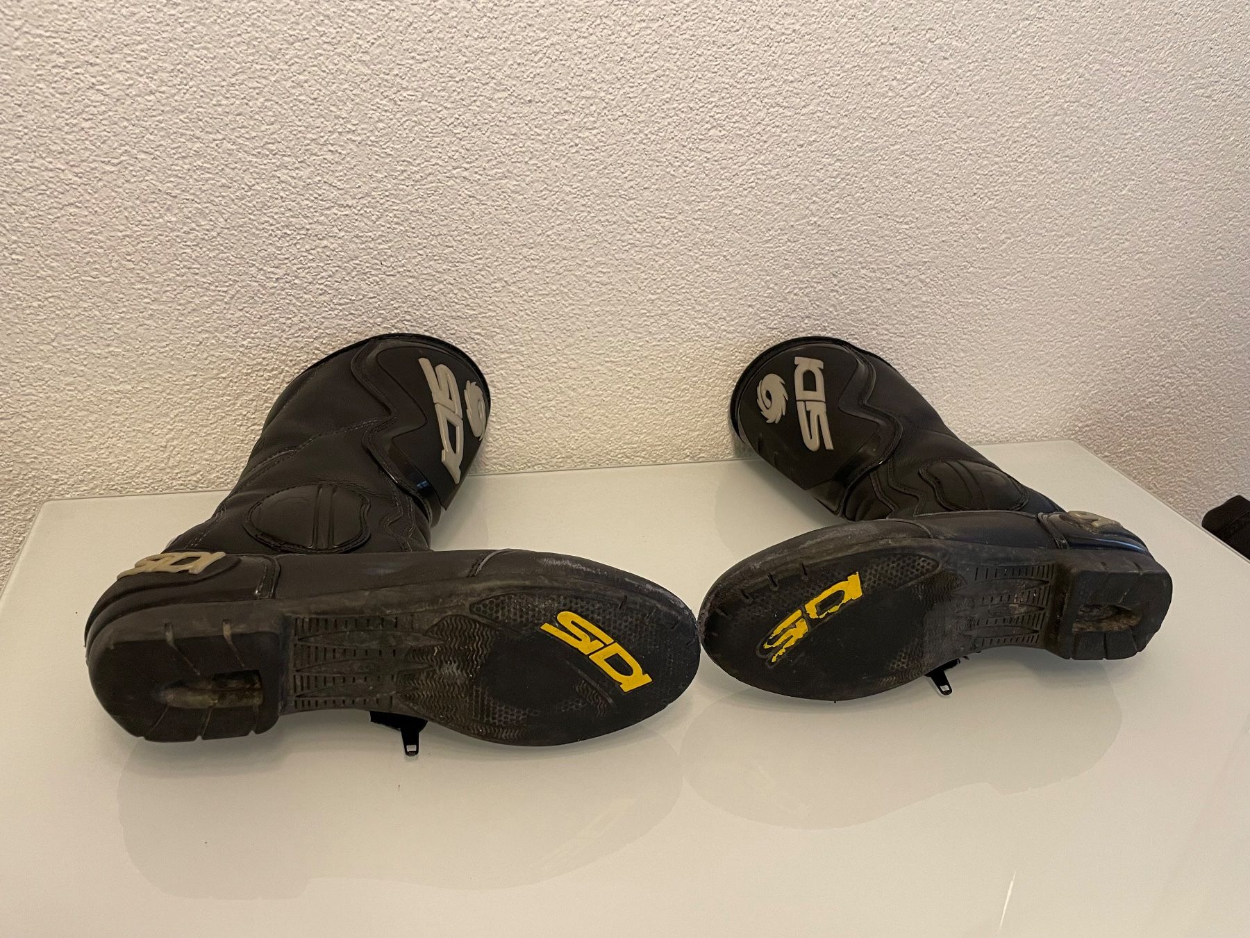 SIDI Herrenschuhe: SIDI Motorradstiefel grösse 43, Schwarz – Gebraucht aus Horgen von gogo-30 5