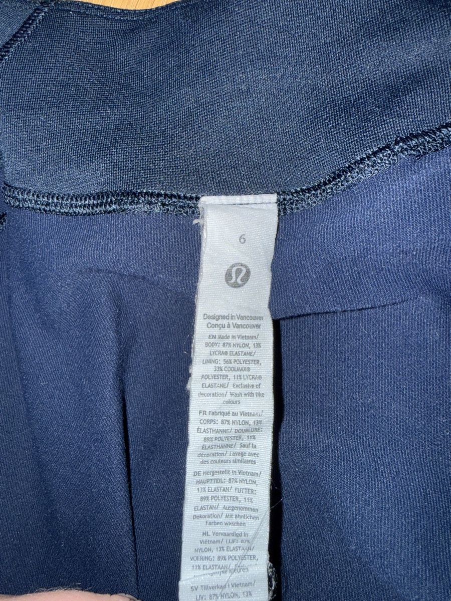 Lululemon Jacken: Lululemon Define Navy Jacket – Gebraucht aus Bottmingen von Itsclaire 3