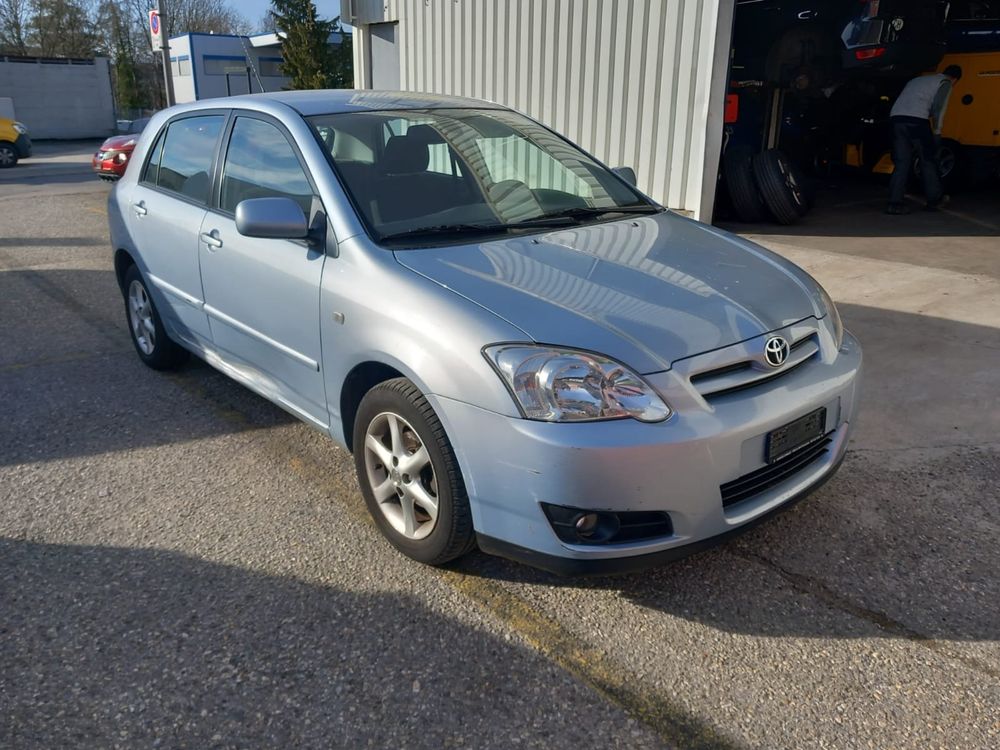 TOYOTA Corolla 1.6