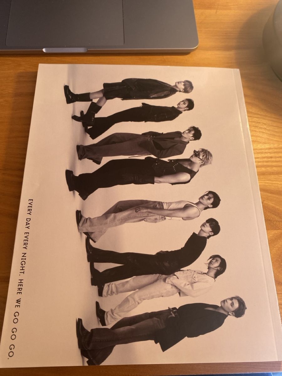 CD: Ateez HWA Cosmopolitan – Nuovo (secondo la descrizione) da Pieterlen venduto da Mondbuchzauber_rkive 1