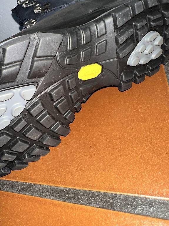 Lowa Scarpe da donna: Scarponi da montagna donna – Nuovo (secondo la descrizione) da Cugnasco venduto da Stefy83 3