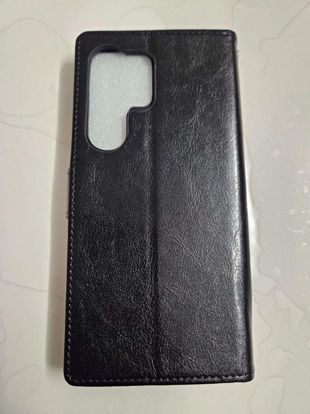 Apple Cover & Protezioni schermo: Iphone 17 Pro Hülle mit Kartenhalter schwarz – Nuovo e nell'imballaggio originale da Kreuzlingen venduto da RahMal 1