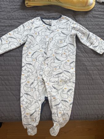 Babykleider / Strampler 