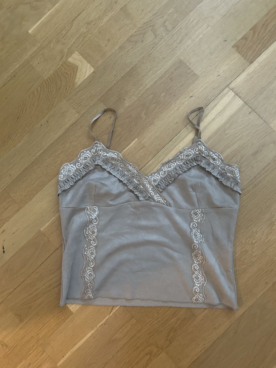 Tops: Top gr m – D'occasion à Allschwil par selake990673