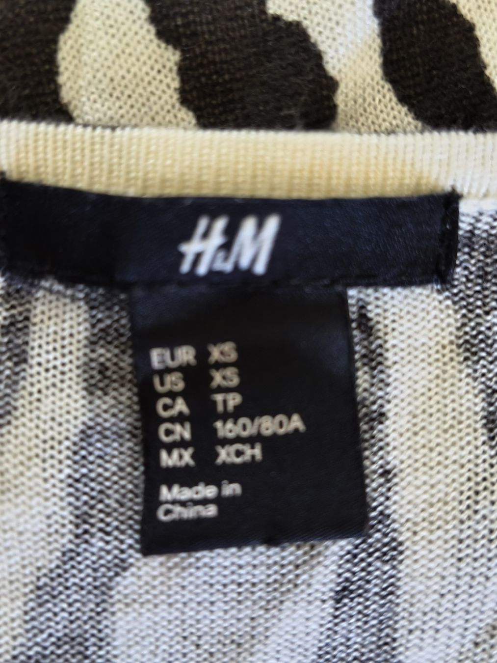 H&M Maglioni & Felpe: Damen Pullover H&M Zebra Muster Grösse XS neuwertig – Nuovo (secondo la descrizione) da KRIENS venduto da Franzy_Blond10 3
