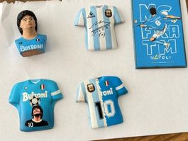 4 Magnete und eine kleine Büste von Diego Armando Maradona