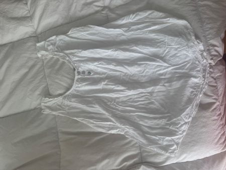 Haut femme blanc taille M bon état