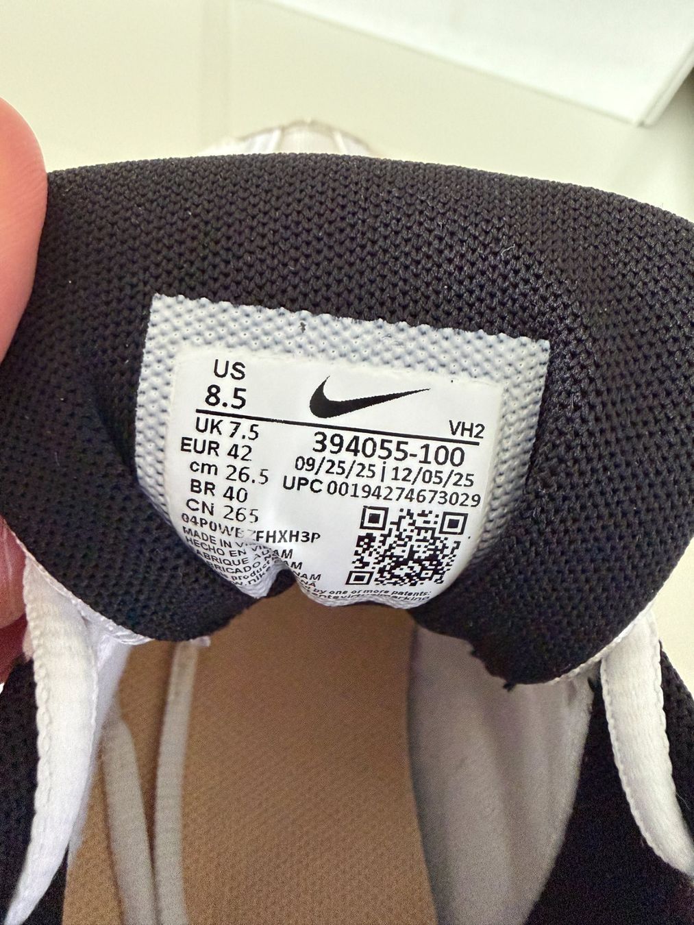 Nike Scarpe da uomo: Nike initiator – Usato da Courgenay venduto da Mic2412 1