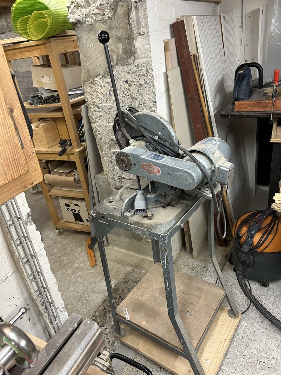 Toutes les machines: Metalkreissäge/Kappsäge – D'occasion à Derendingen par Hauderebaesseler 3