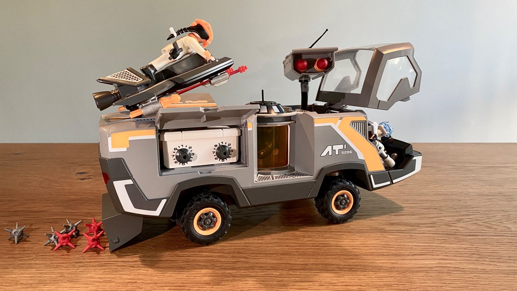 Playmobil Spielzeuge: Playmobil 5286 Spy Team Command Vehicle – Gebraucht aus Niederwangen BE von  3